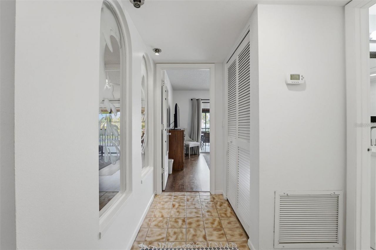 3013 Clark Road , Unit 6, Sarasota, FL 34231 Photo
