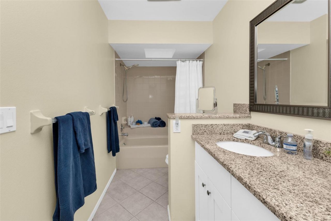 3013 Clark Road , Unit 6, Sarasota, FL 34231 Photo