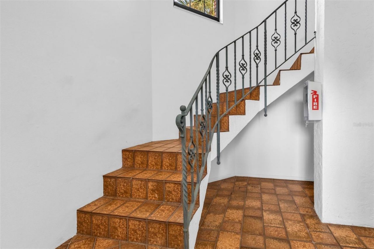 3013 Clark Road , Unit 6, Sarasota, FL 34231 Photo