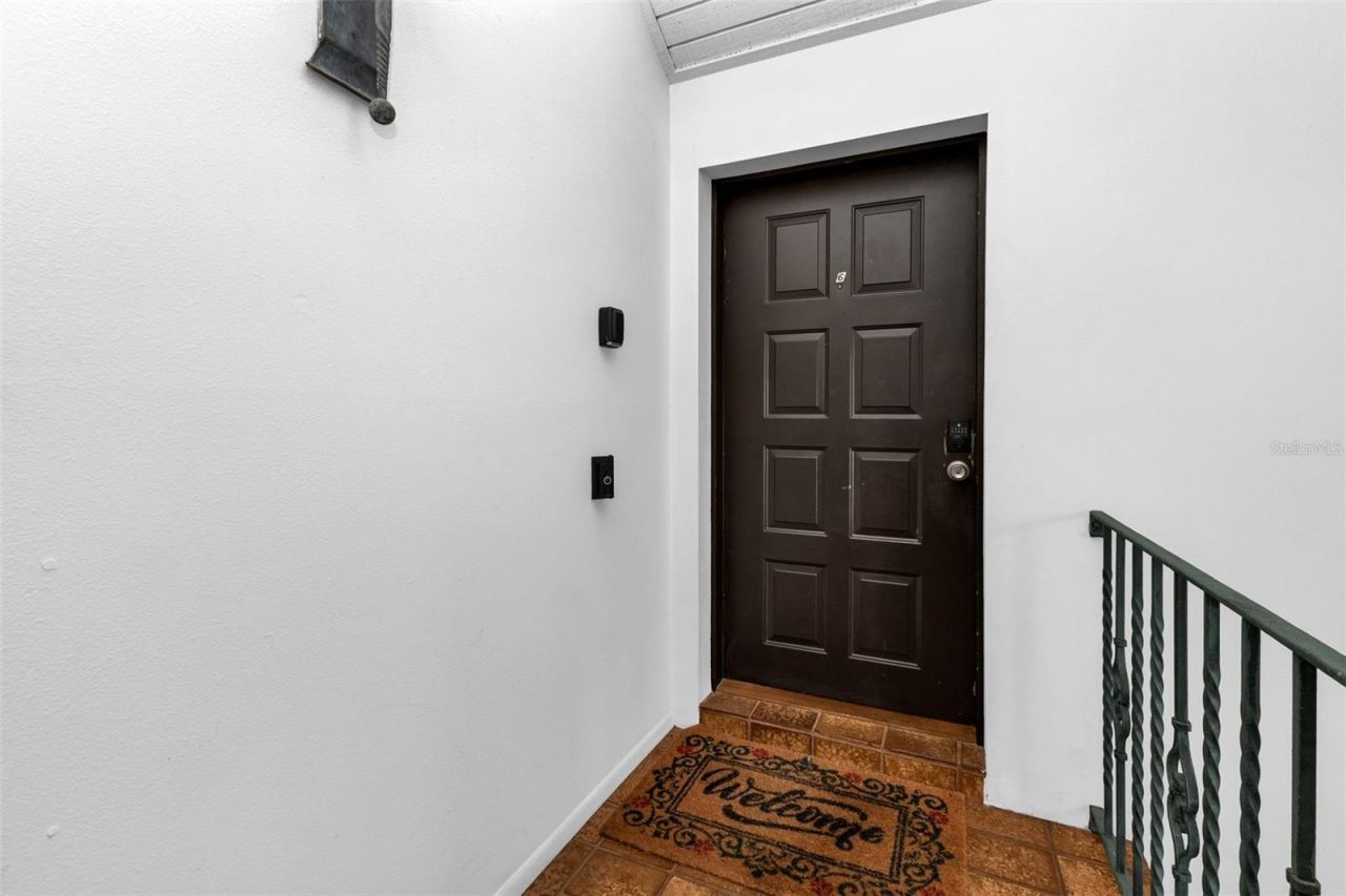 3013 Clark Road , Unit 6, Sarasota, FL 34231 Photo
