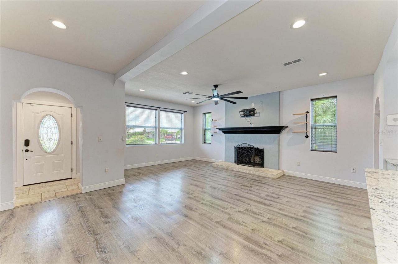 1712 4th Street W, Palmetto, FL 34221 Photo