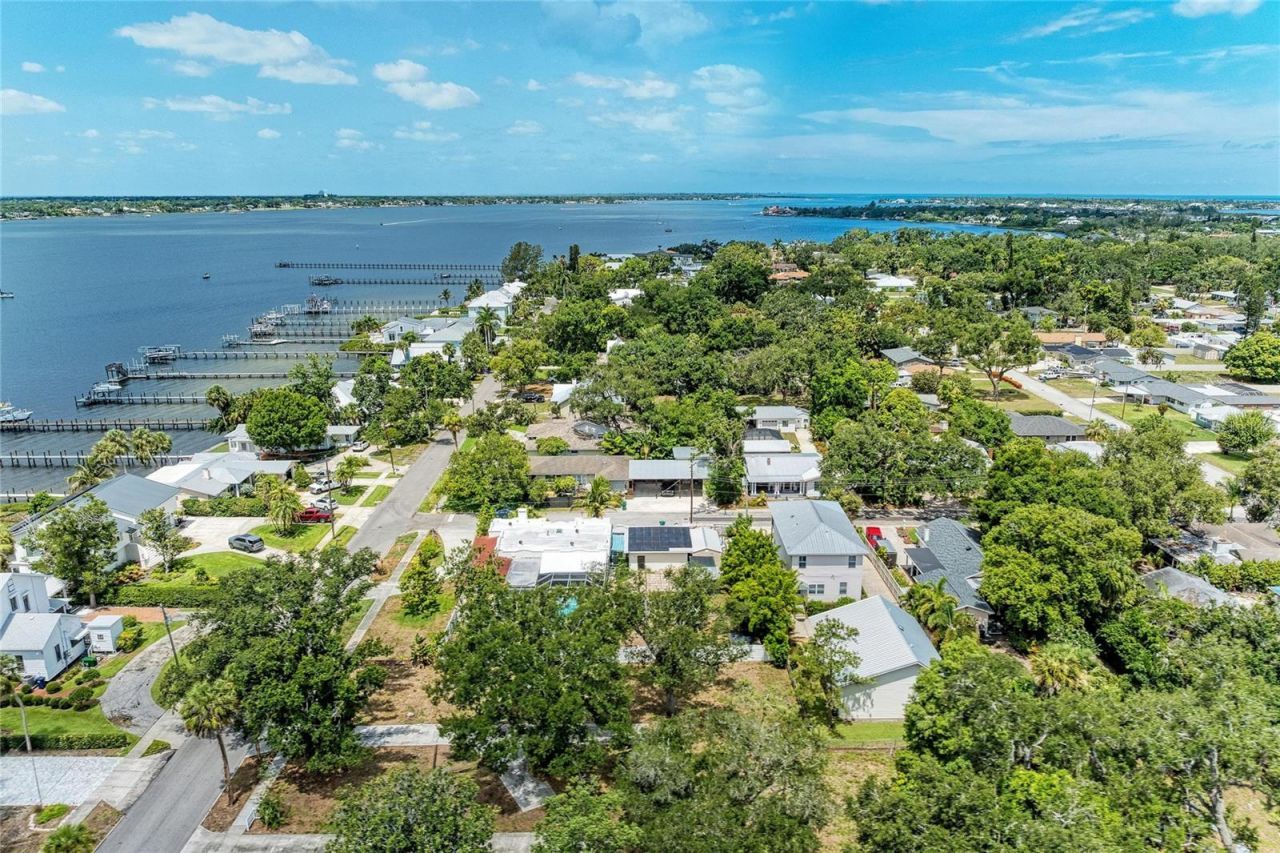 1712 4th Street W, Palmetto, FL 34221 Photo