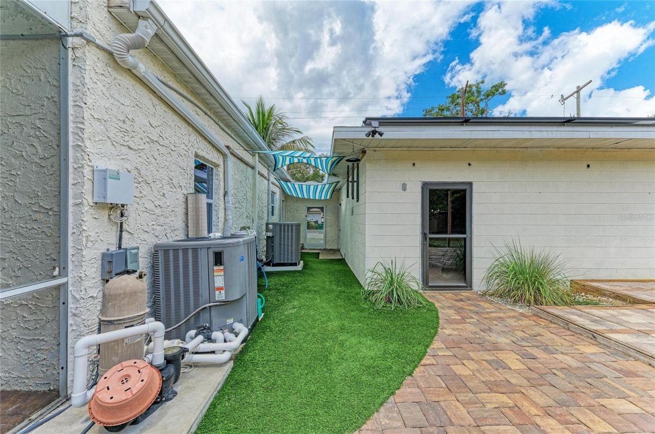 1712 4th Street W, Palmetto, FL 34221 Photo