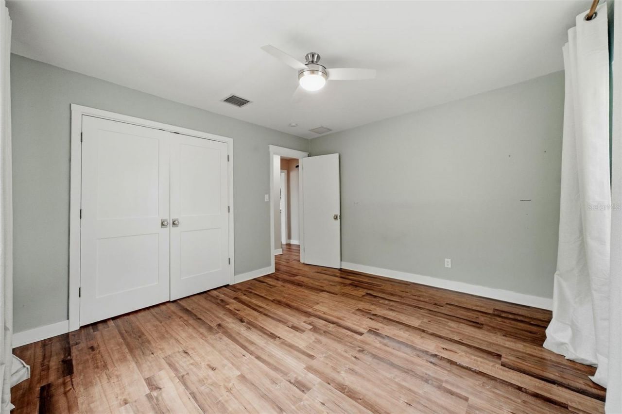 4730 Burlington Avenue N, Saint Petersburg, FL 33713 Photo