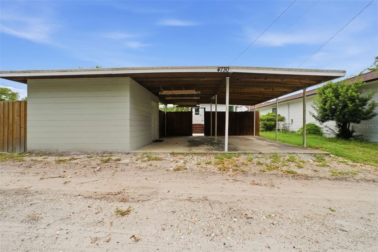 4730 Burlington Avenue N, Saint Petersburg, FL 33713 Photo