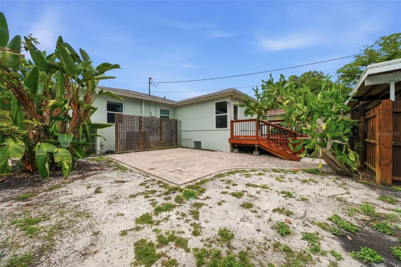 4730 Burlington Avenue N, Saint Petersburg, FL 33713 Photo