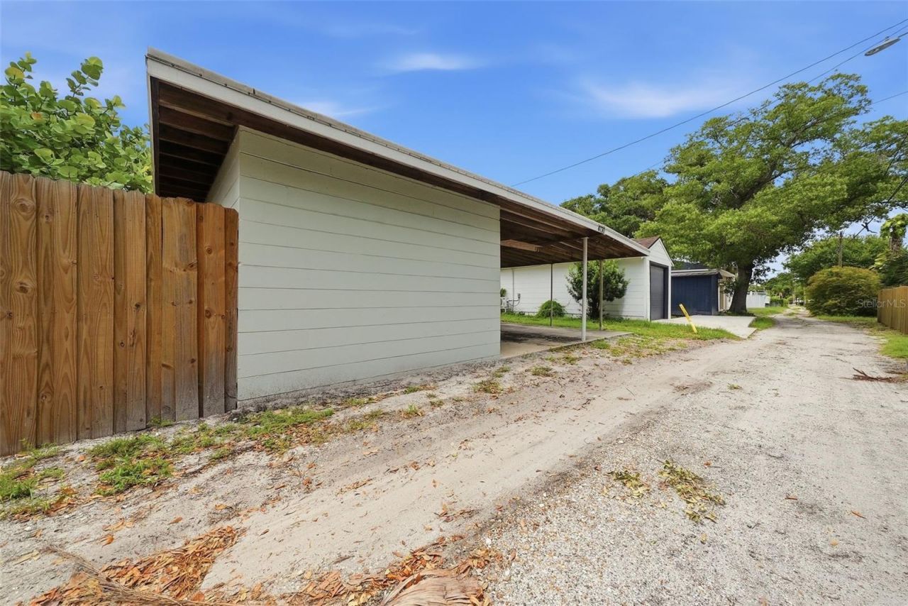 4730 Burlington Avenue N, Saint Petersburg, FL 33713 Photo
