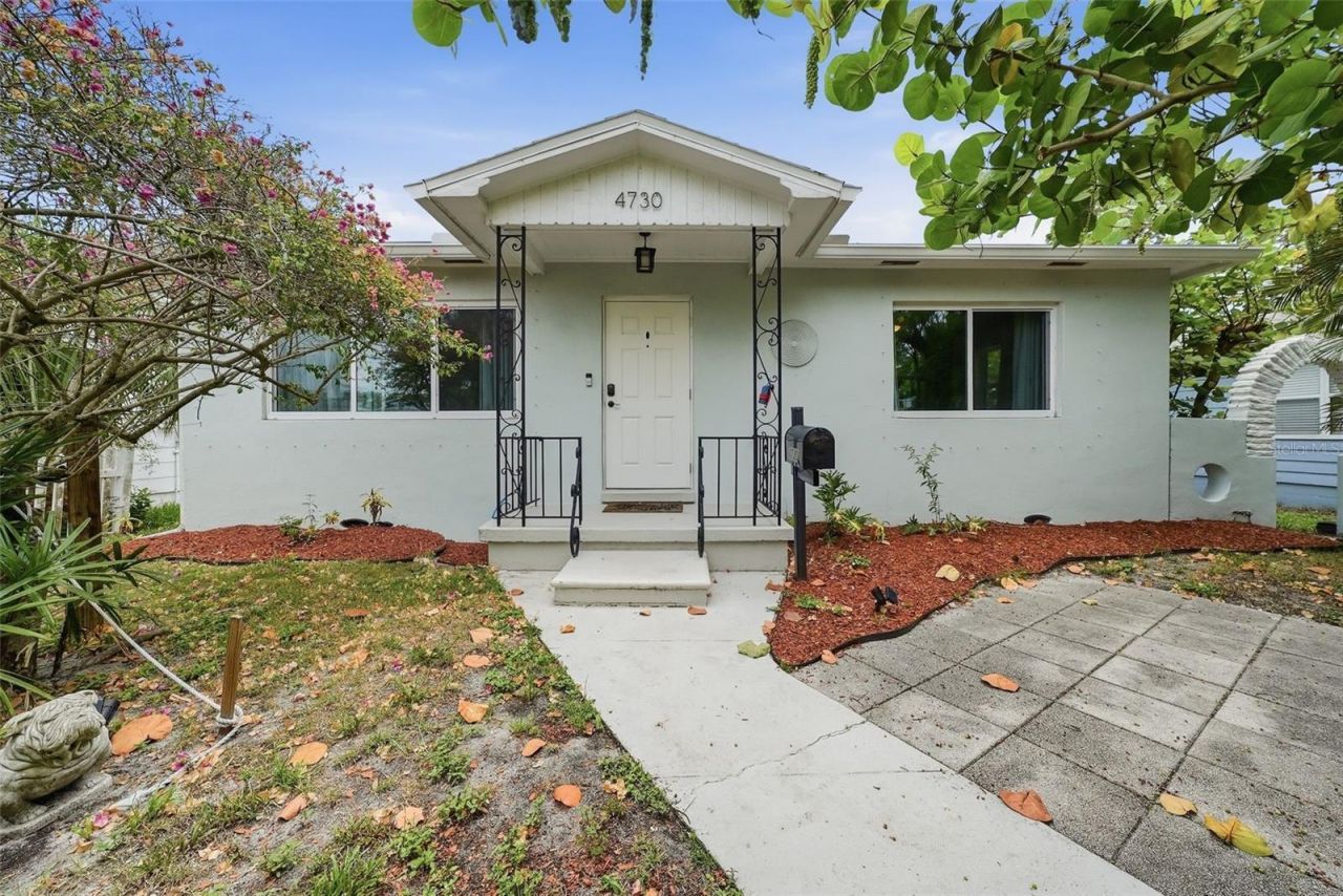 4730 Burlington Avenue N, Saint Petersburg, FL 33713 Photo