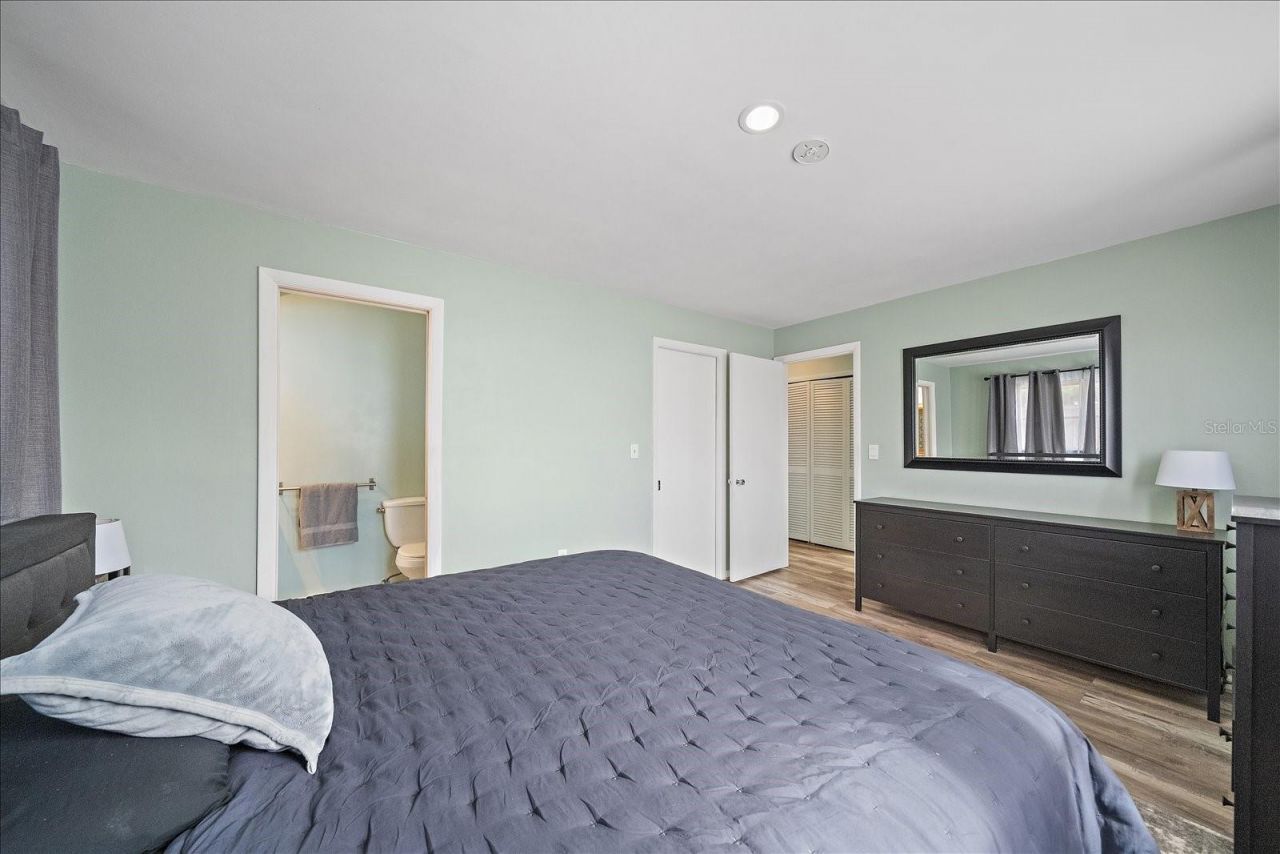 1210 Doris Drive, Sarasota, FL 34243 Photo