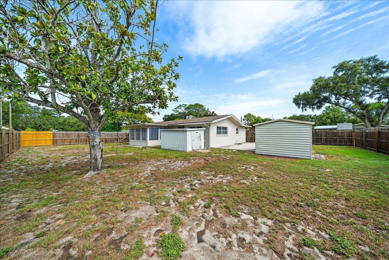 1210 Doris Drive, Sarasota, FL 34243 Photo