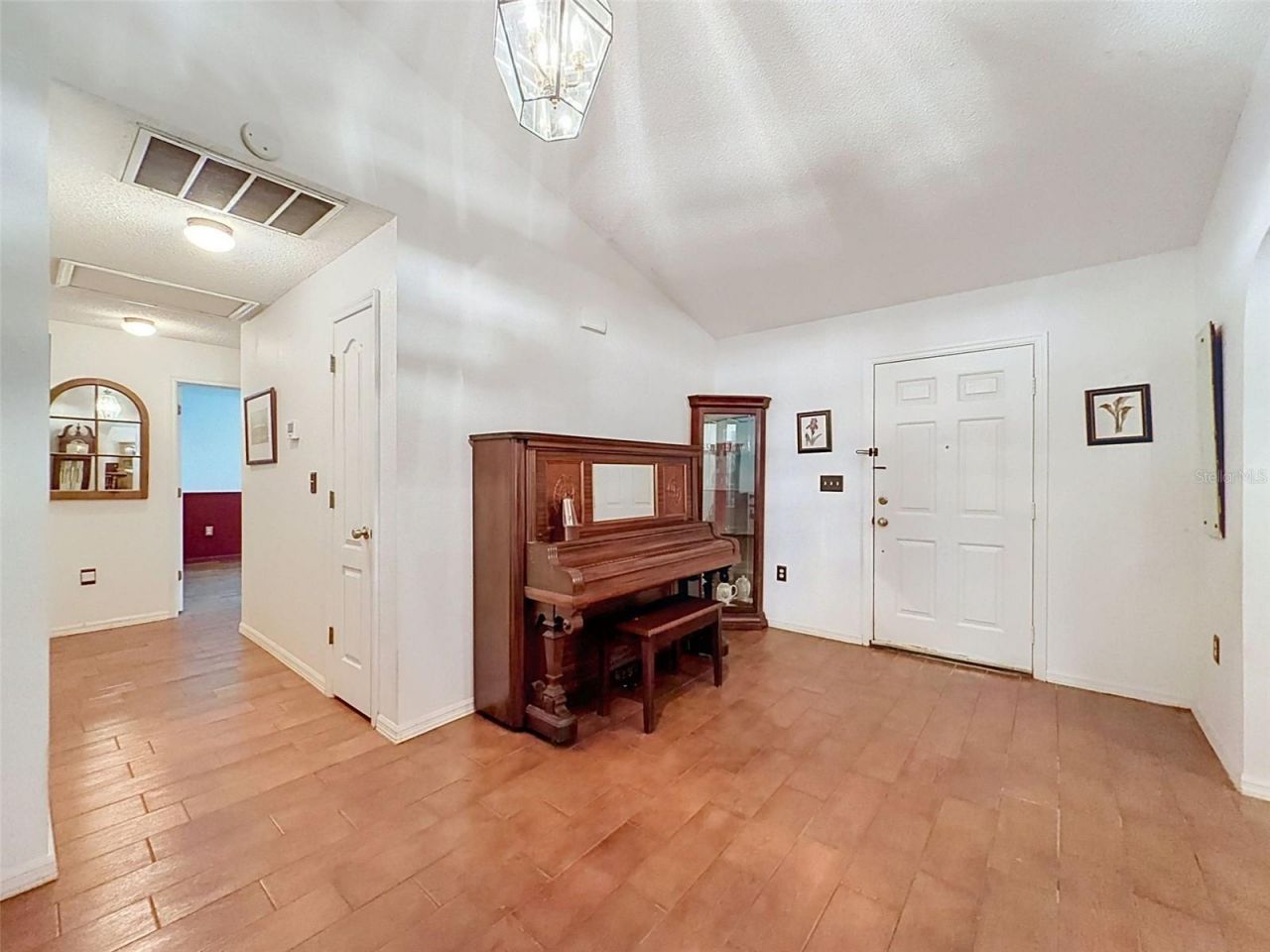 15234 Scanio, Spring Hill, FL 34610 Photo