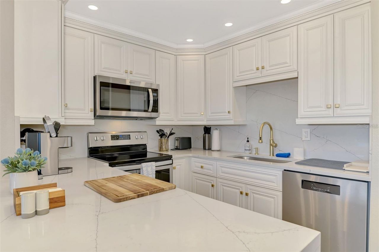5855 Midnight Pass Road , Unit 333, Sarasota, FL 34242 Photo