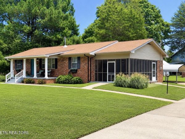 833 Old Athens Rd, Madisonville, TN 37354