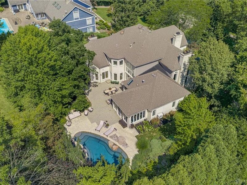 1724 W Rahn Road, Washington Township, OH 45459 Photo 3