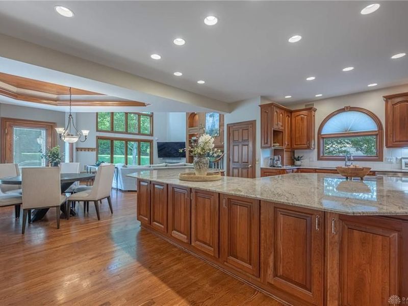 1724 W Rahn Road, Washington Township, OH 45459 Photo 36