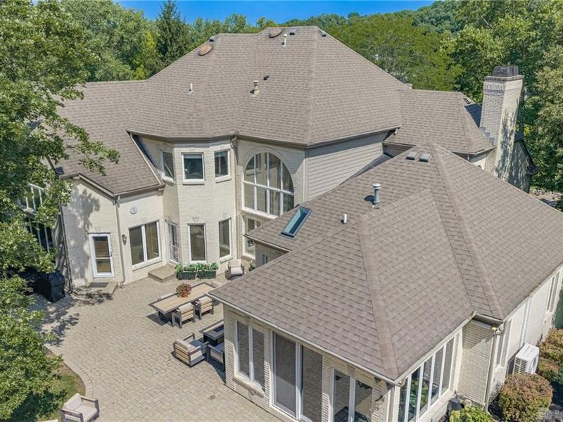 1724 W Rahn Road, Washington Township, OH 45459 Photo 5