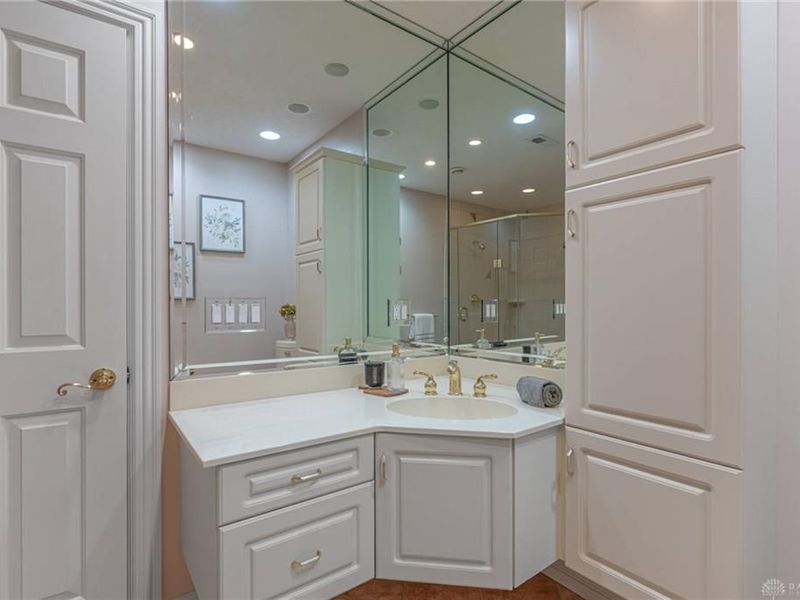 1724 W Rahn Road, Washington Township, OH 45459 Photo 65