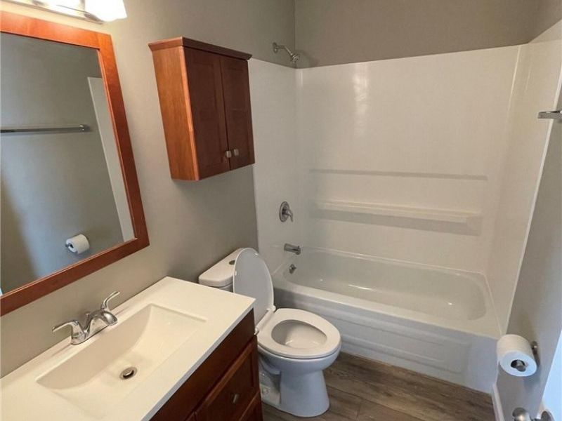 5536 Bretton Court, Unit C, Willoughby, OH 44094 Photo 11