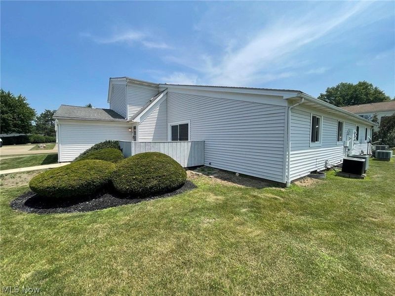5536 Bretton Court, Unit C, Willoughby, OH 44094 Photo 3