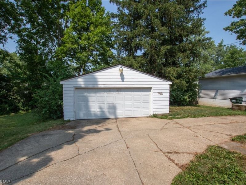 1213 Meadowbrook Boulevard , Stow, OH 44224 Photo 29