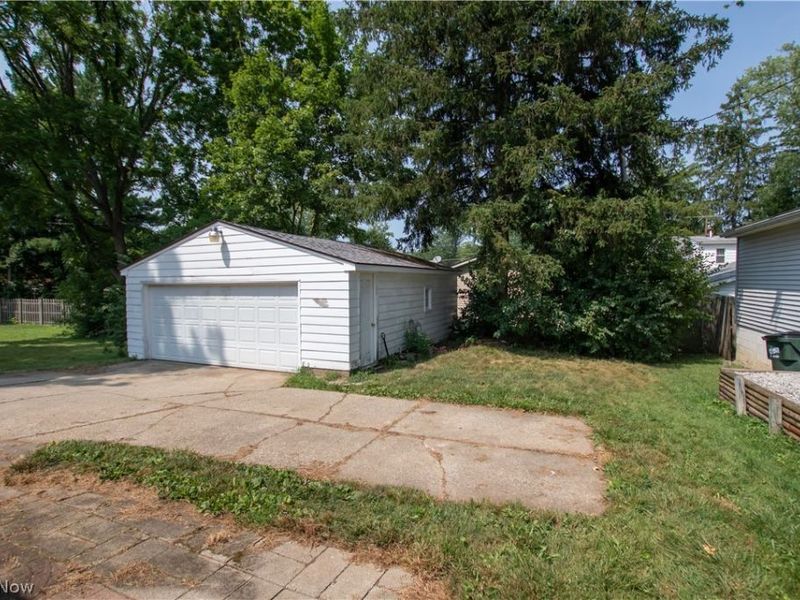 1213 Meadowbrook Boulevard , Stow, OH 44224 Photo 31
