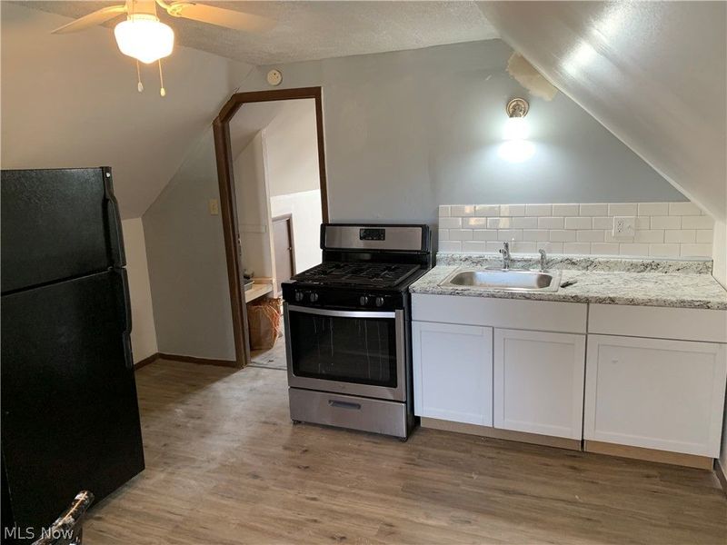 407 E 147th Street , Cleveland, OH 44110 Photo 22