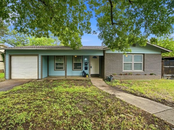 635 Olney Dr, San Antonio, TX 78209