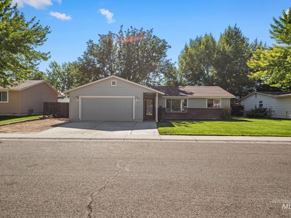 2185 N. Aster Ave., Boise, ID 83704