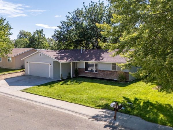 2185 N. Aster Ave., Boise, ID 83704