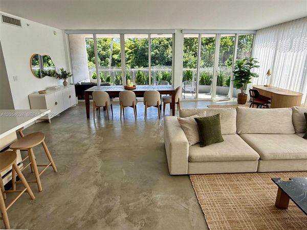 2155 Washington Ct , Unit 210, Miami Beach, FL 33139
