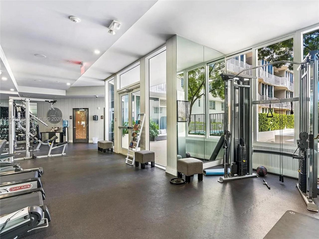 2155 Washington Ct , Unit 210, Miami Beach, FL 33139 Photo