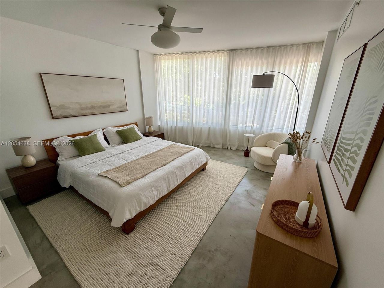 2155 Washington Ct , Unit 210, Miami Beach, FL 33139 Photo