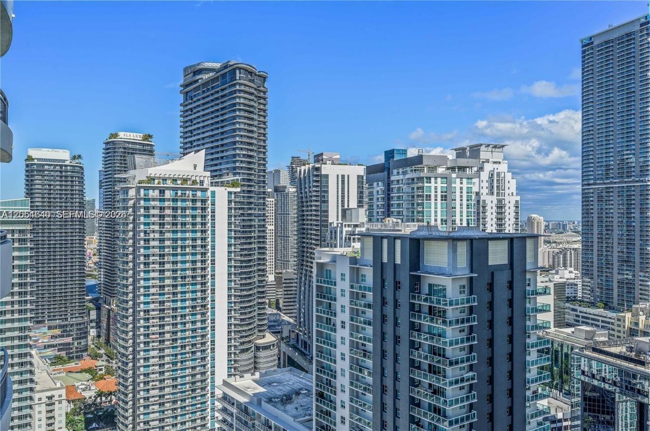 60 SW 13th St , Unit 3618, Miami, FL 33130 Photo