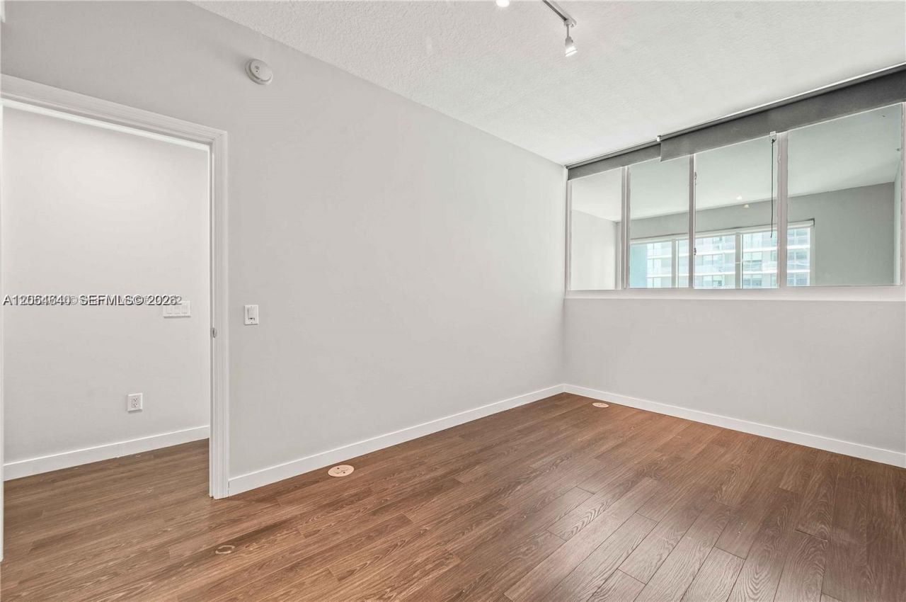 60 SW 13th St , Unit 3618, Miami, FL 33130 Photo