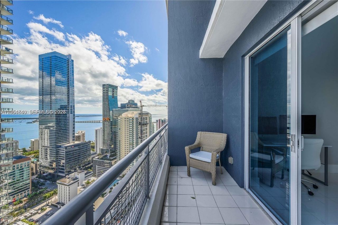 60 SW 13th St , Unit 3618, Miami, FL 33130 Photo