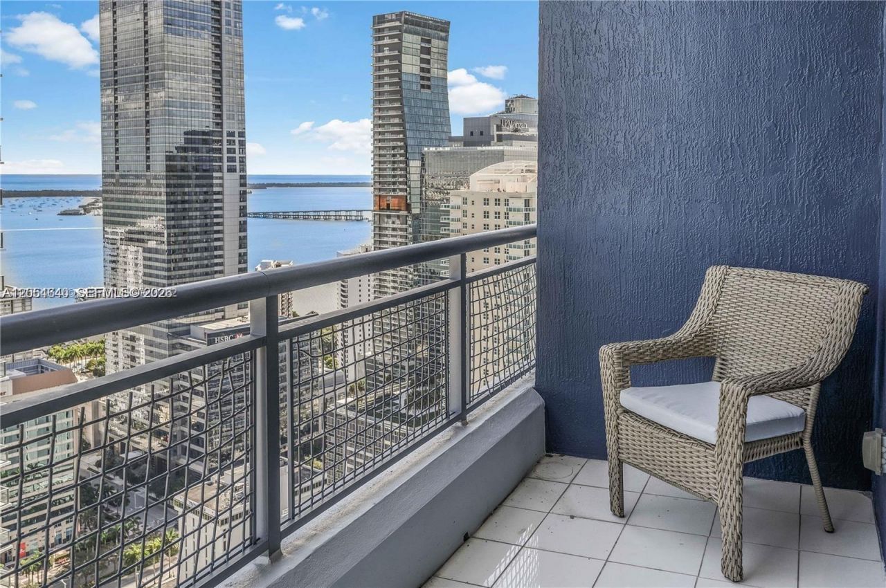 60 SW 13th St , Unit 3618, Miami, FL 33130 Photo