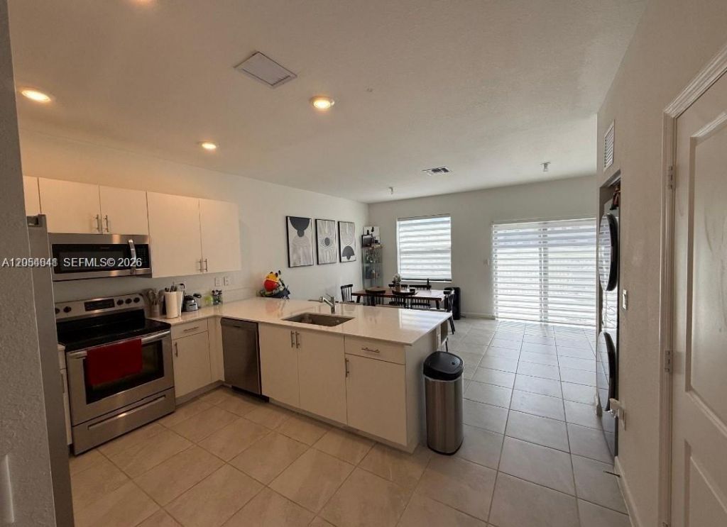 9928 SW 228th Terrace , Cutler Bay, FL 33190 Photo