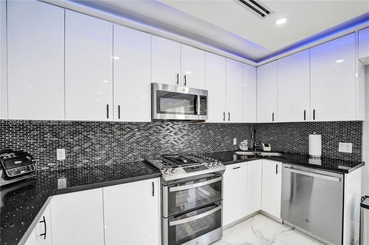 3701 Mckinley St, Hollywood, FL 33021 Photo