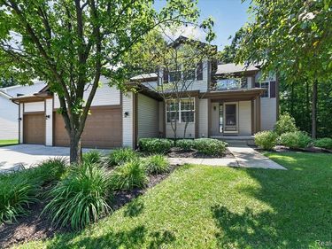 2445 Lorraina Lane, Hartland Twp, MI 48353