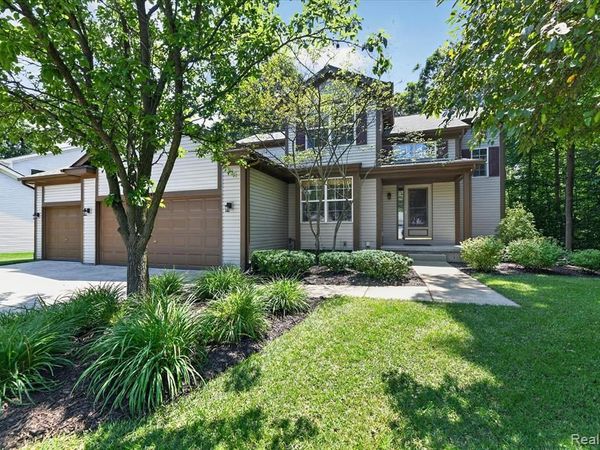 2445 Lorraina Lane, Hartland Twp, MI 48353