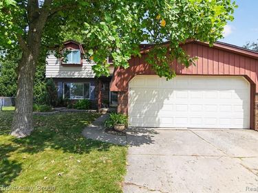 2313 Abbey Court, CANTON, MI 48188