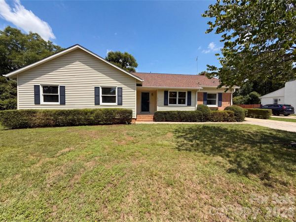 1034 Buckingham Avenue , Gastonia, NC 28054