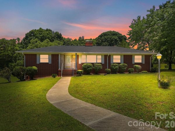 811 E 22nd Street , Kannapolis, NC 28083
