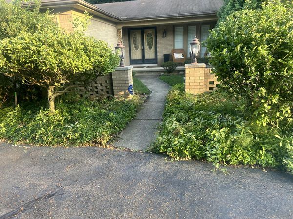 22745 Shevington Drive, Southfield, MI 48034