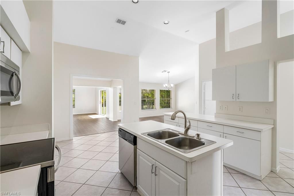 6721 Sloane Pl , Naples, FL 34104 Photo