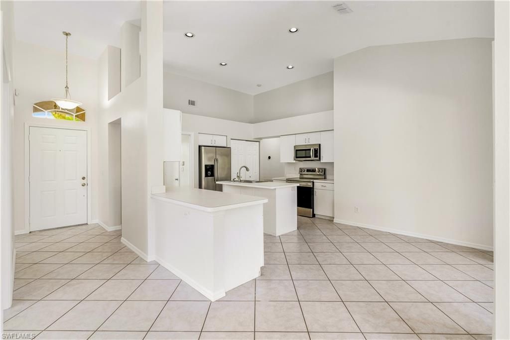 6721 Sloane Pl , Naples, FL 34104 Photo