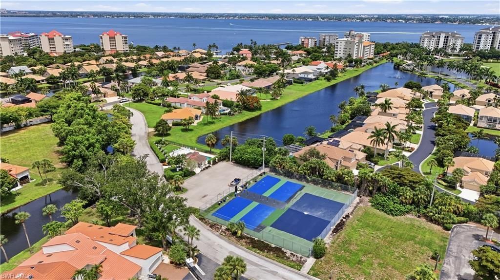 14860 Laguna Dr, Fort Myers, FL 33908 Photo