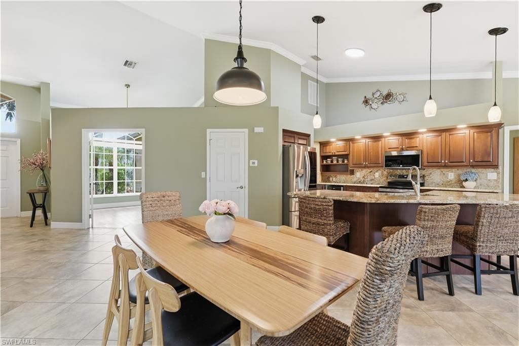 14860 Laguna Dr, Fort Myers, FL 33908 Photo