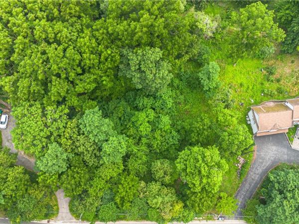 Highland Avenue , Rochester, NY 14620