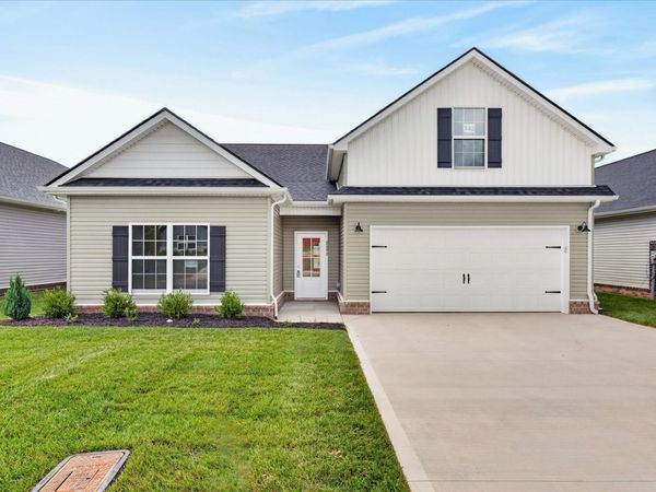 2692 Brewster Dr , Clarksville, TN 37042
